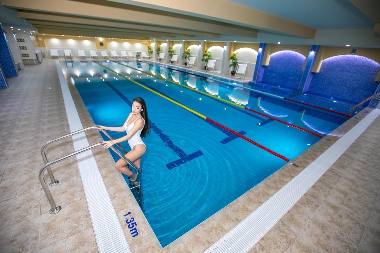 Aquasun Family Hotel 桑丹斯基 外观 照片