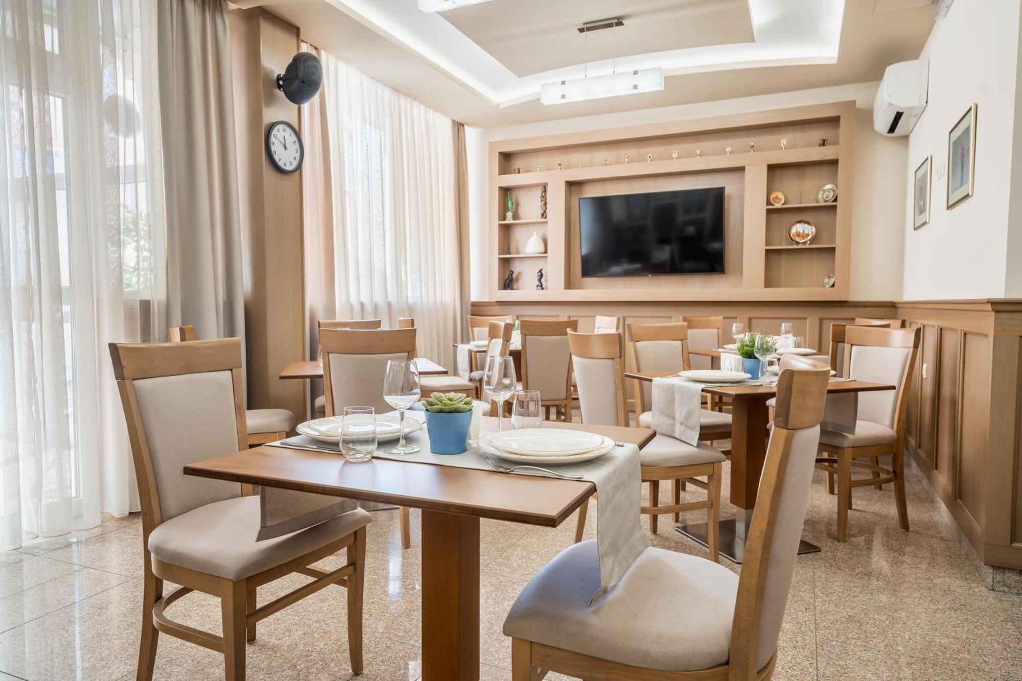 Aquasun Family Hotel 桑丹斯基 外观 照片